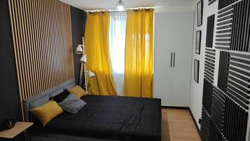 WiFi, bed sheets