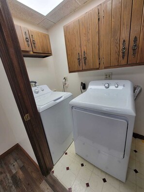Interior - Liberty Landing – Walk Everywhere in Santa Claus! (Santa Claus)