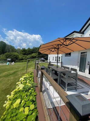 Outdoor dining - Spacious 5BR Farmhouse • Sleeps 10 • Perfect for Families • Near Two Lakes (Pittsfield)