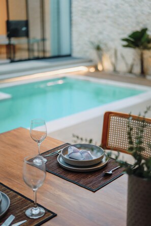 Outdoor dining - Luxe 3BR Private Pool Villa - 2min Beach (Cemagi)