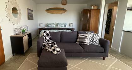 Beachfront Coastal Studio at Glinks Gully