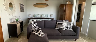 Beachfront Coastal Studio at Glinks Gully