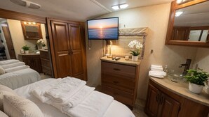 2 slaapkamers, wifi (toeslag), beddengoed