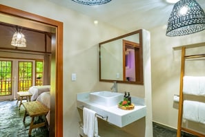 Standard Cabin, Garden View | Bathroom - Santa María Resort (Santa María del Oro)