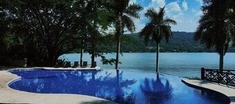 Santa María Resort