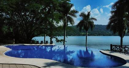 Santa María Resort