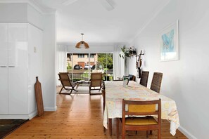Dining - Dudley Family Home - Yard, Pets & Beach Walks (Dudley)