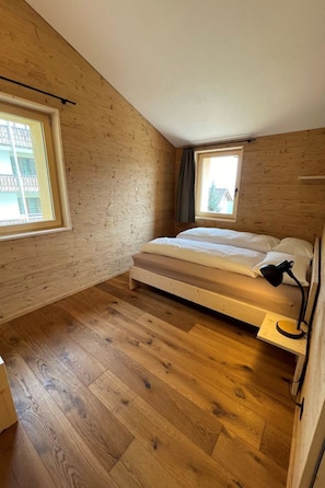 Internet - Ferienwohnungen JHS, (Seewis), by Interhome (Seewis im Prättigau)