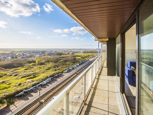 Studio with panoramic view