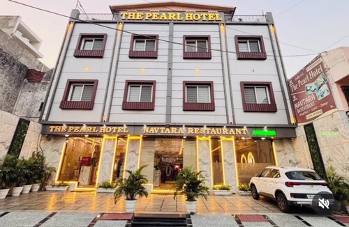 The Pearl Hotel Rampur