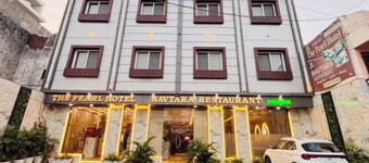 The Pearl Hotel Rampur