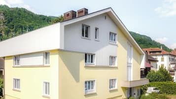 Esterni