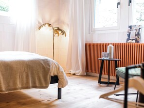 Room - Tremondi Boutique BNB & Restaurant, (Quinten), by Interhome (Quinten)