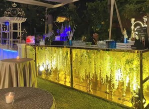 Outdoor dining - Nik Banquet Hall Chhatarpur Delhi (Sultanpur)