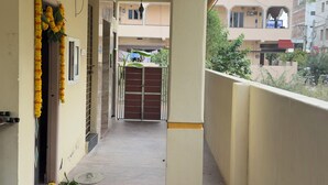 Interior entrance - Govinda Nivas Homestay (Tirupati)