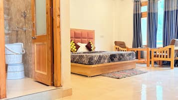 Junior Studio Suite, Balcony, Valley View | WiFi (free)