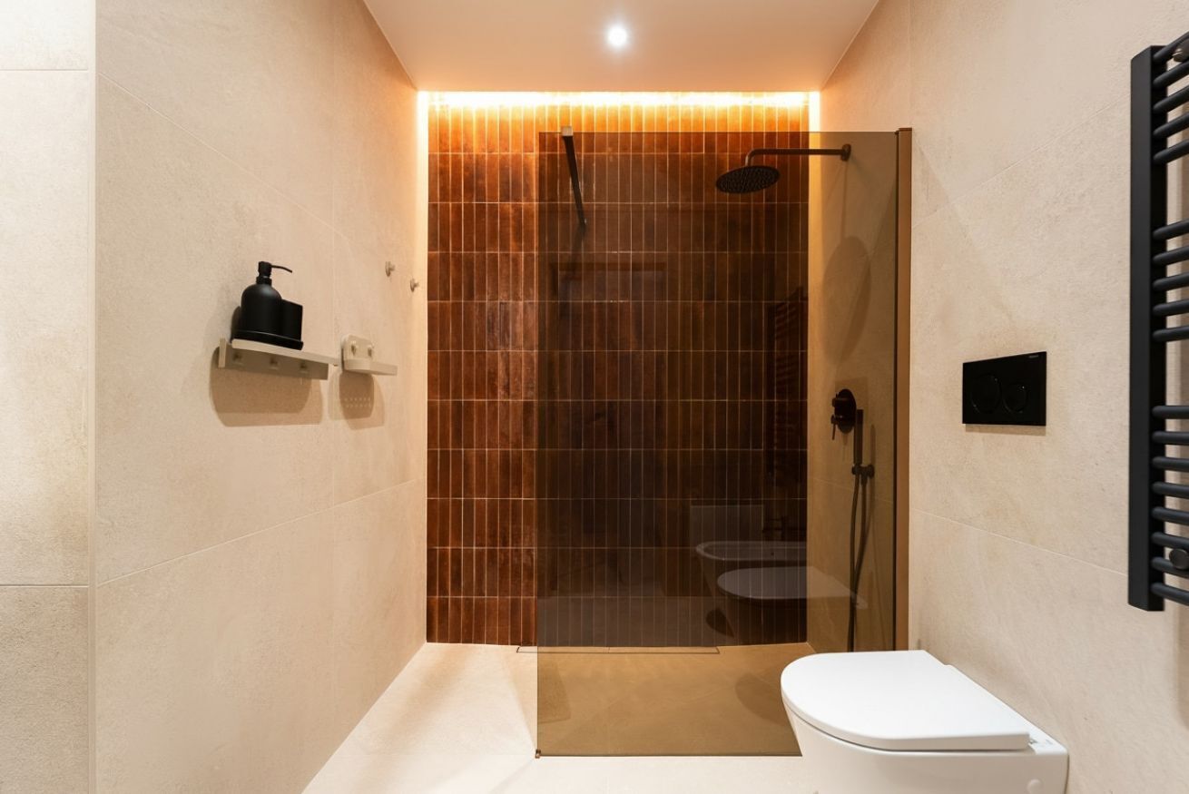 Doccia, asciugacapelli, bidet, asciugamani