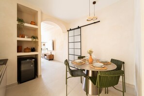 Dining - Lux Double Apartment w/ Panoramic View & Terrace in Heart of Naples (Napoli)