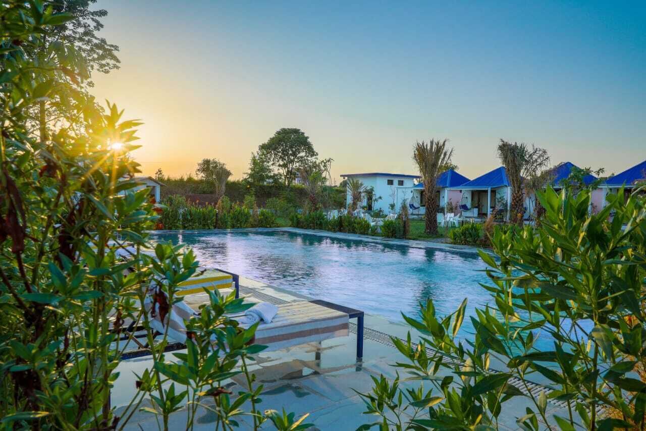 Family Room | Pool | Outdoor pool