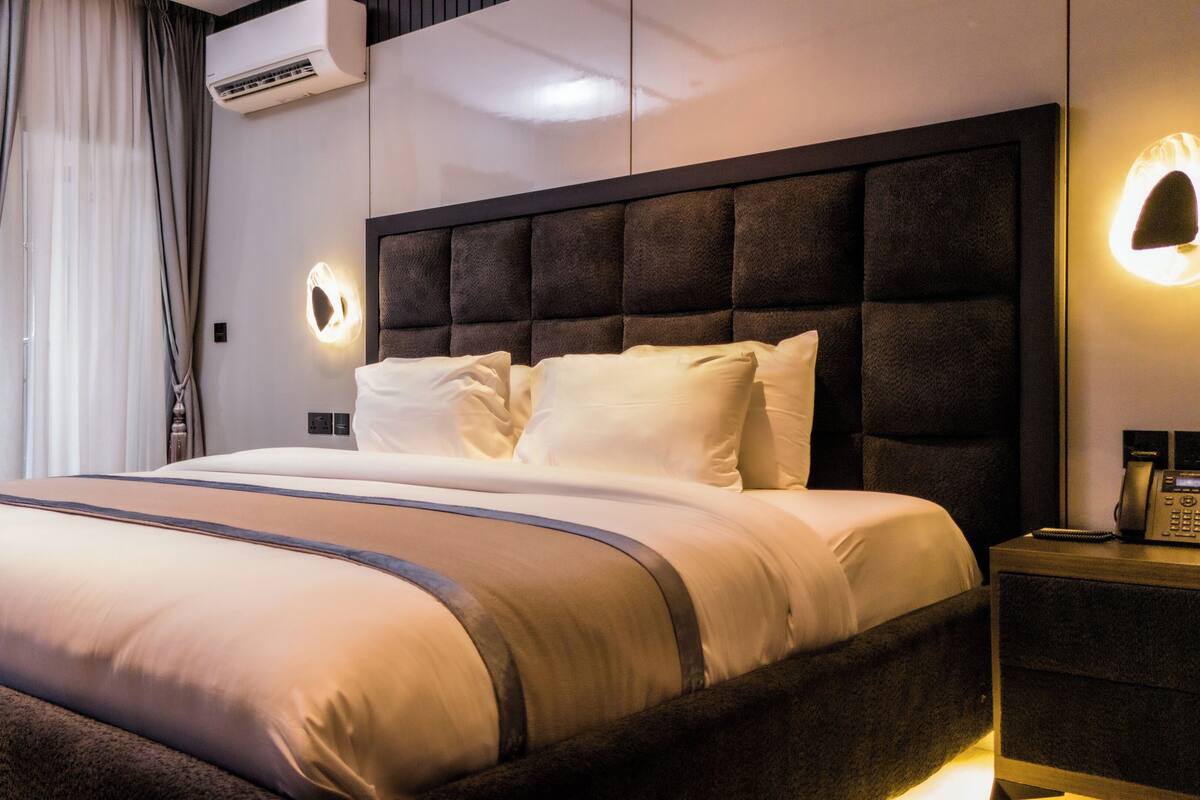 Sábanas de algodón egipcio, ropa de cama de alta calidad y escritorio