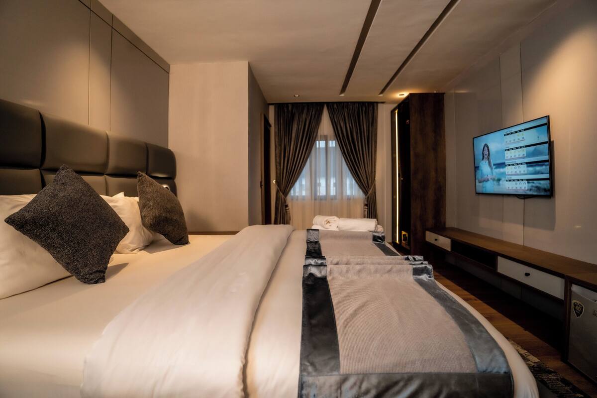Sábanas de algodón egipcio, ropa de cama de alta calidad y escritorio