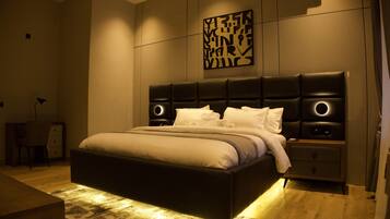 Familien-Suite, Balkon, Poolblick