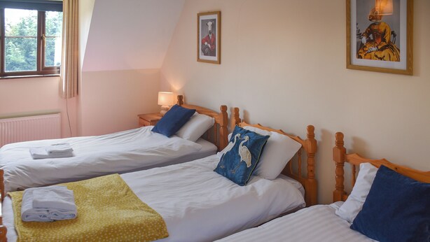 2 habitaciones, wifi gratis y ropa de cama 