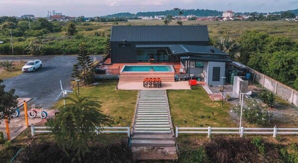 Fachada da propriedade