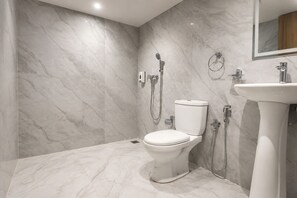 Deluxe kamer | Badkamer