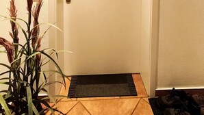 Unclassified image, 4 of 42, button - Near the beach & newly renovated: Vacation rental at Küstenwaldhaus Koserow - (Koserow)