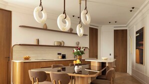 Apartment | Dining - Luxury Apt Climatise - 6p/3bdr - Arc de Triomphe (Paris)