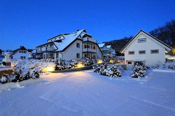 Exterior - Seepferdchen Vacation Rental – Relaxation in the Coastal Forest, Just 550 m from the Beach - (Koserow)