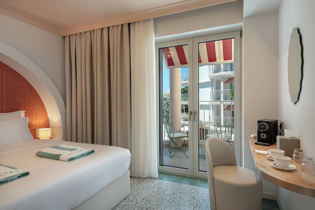 Double Room, Balcony, Pool View | In-room safe, blackout drapes, soundproofing