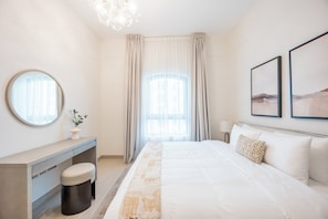 Apartment, Balkon | Bügeleisen/Bügelbrett, kostenloses WLAN