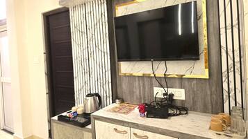 Super Deluxe Room
