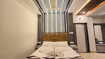 Super Deluxe Room