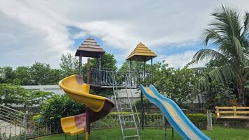 Children’s play area – indoor