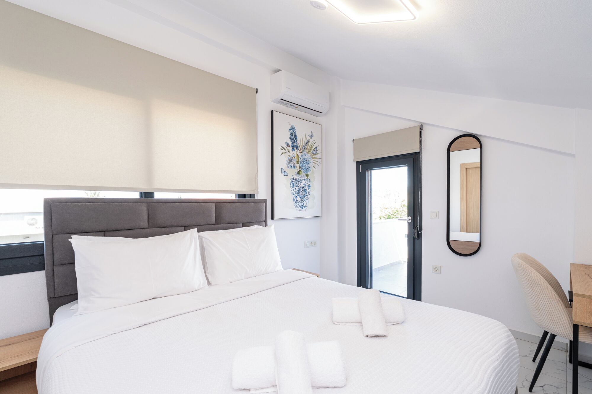 Cunas, wifi gratis y ropa de cama 