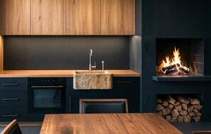 Dining - Awesome home in Pupnat with sauna (Pupnat)