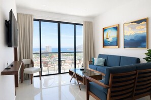 TV - Accommodation with beautiful views, with a pool. (Mazatlán)