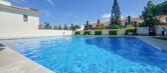 Awesome home in Chiclana de la Fronter