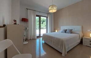 4 Schlafzimmer, Reisekinderbett, kostenloses WLAN