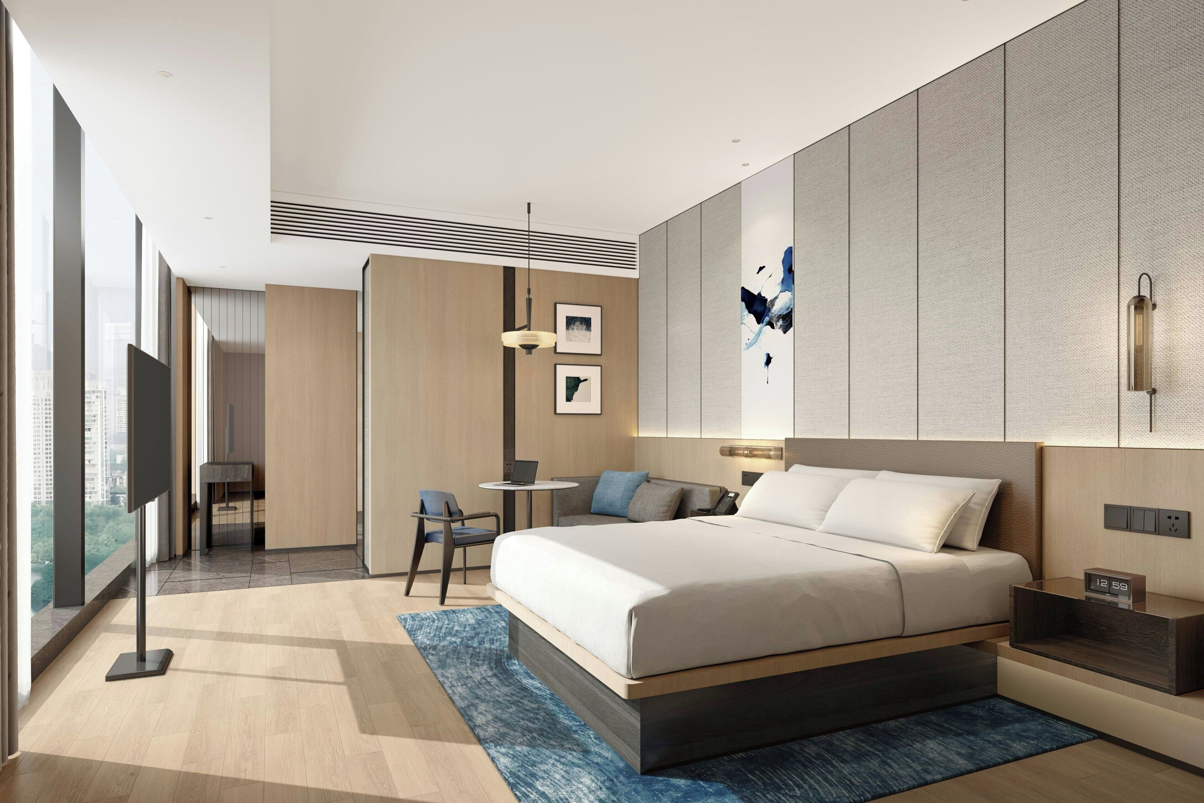 Premier Room, 1 King Bed, City View