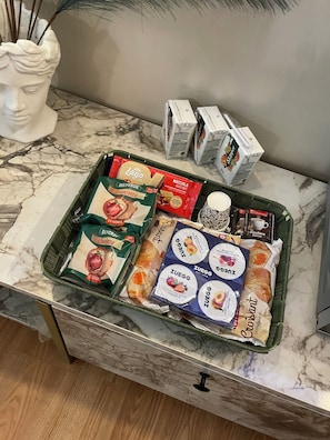 Comida y bebida
