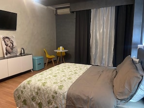 3 chambres, Wi-Fi gratuit, draps fournis