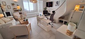 Iron/ironing board, Internet, bed sheets - Vrbo Property (Roquebrune-sur-Argens)