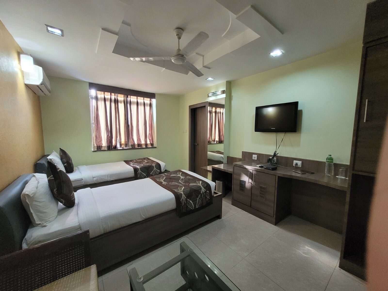 Double or Twin Room | WiFi (free)