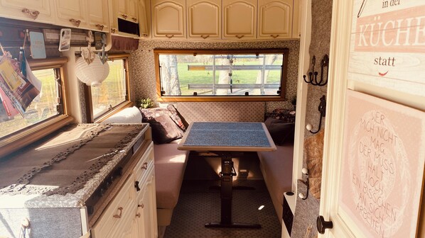 Interior - Vrbo Property (Jade)