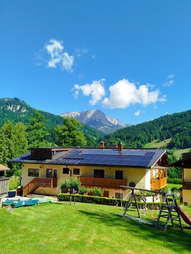 Vacation rental for 4 people, 70 square meters, with 2 separate bedrooms and a balcony