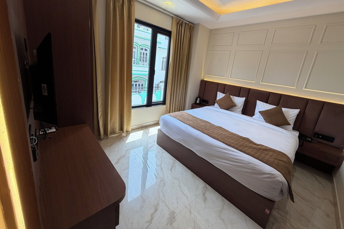 Kamar Double Superior | Meja kerja, tempat tidur lipat/tambahan, Wi-Fi gratis, dan seprai linen